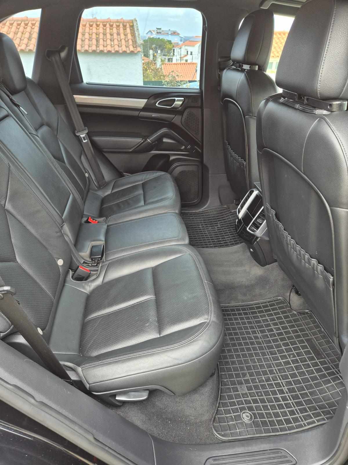 porsche-cayenne-3-0-v6-2012-diesel-2967cc