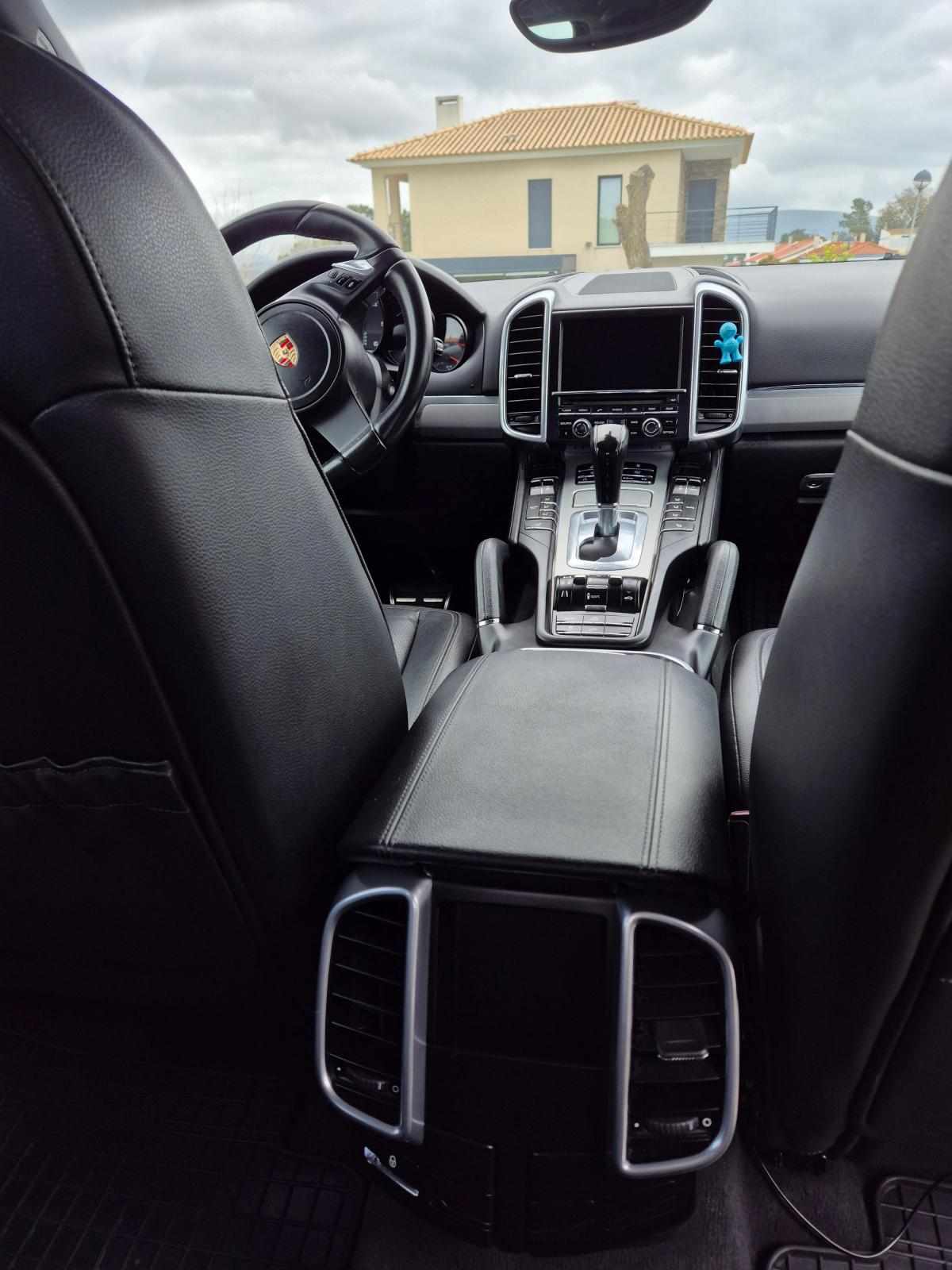 porsche-cayenne-3-0-v6-2012-diesel-2967cc