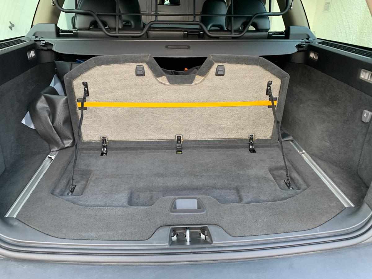 volvo-xc70-2-4d-awd-2007-diesel-2400cc
