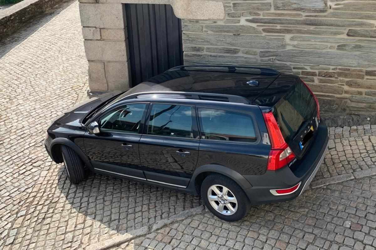 volvo-xc70-2-4d-awd-2007-diesel-2400cc