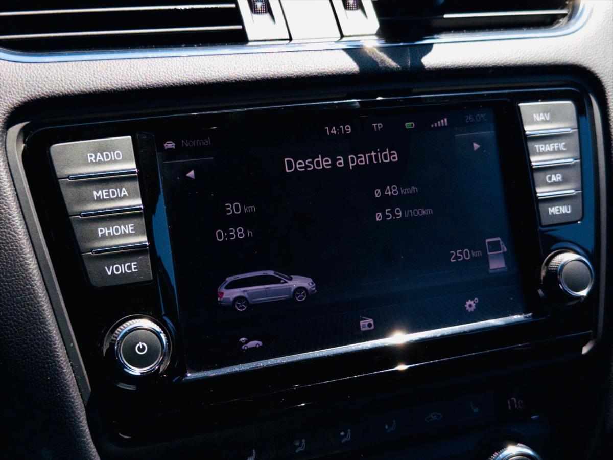 skoda-octavia-rs-2-0-tsi-2014-gasolina-1984cc