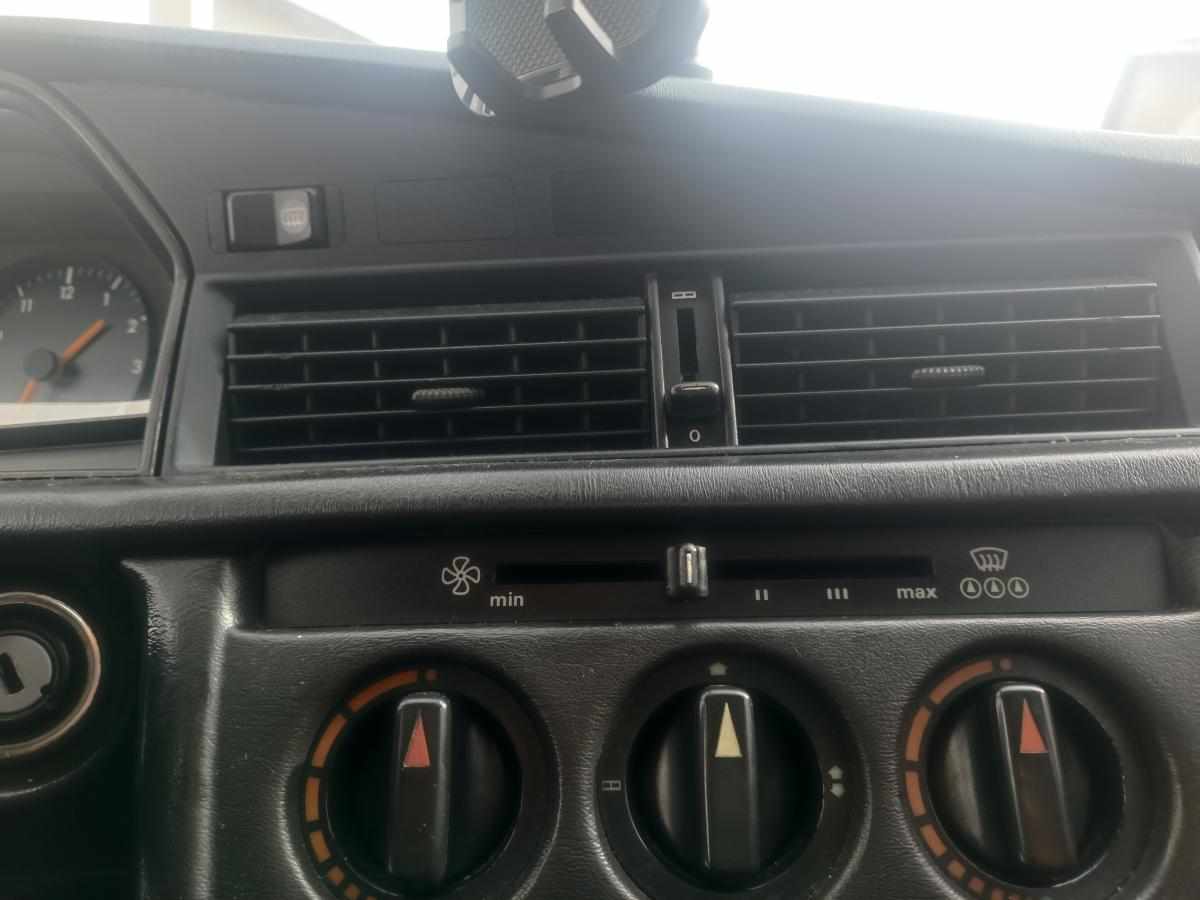 mercedes-benz-190-2-0-d-1990-diesel-1997cc