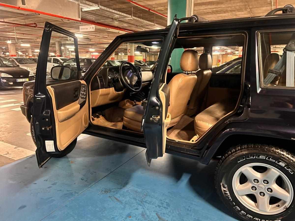 jeep-cherokee-2-5-4x4-1999-diesel-2499cc