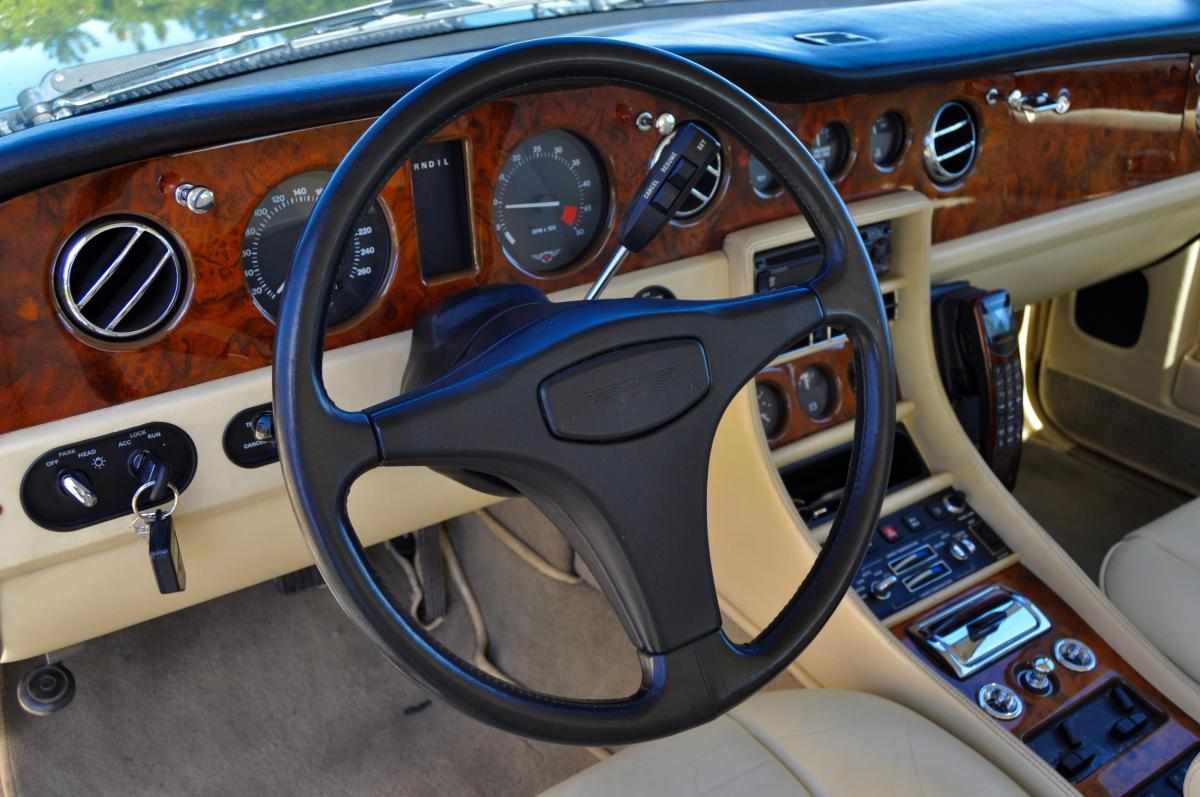 bentley-turbo-r-6-75-v8-1991-gasolina-6750cc
