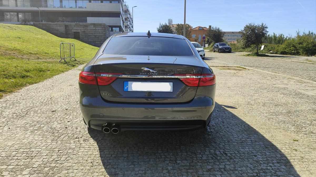 jaguar-xf-20d-2016-diesel-1999cc