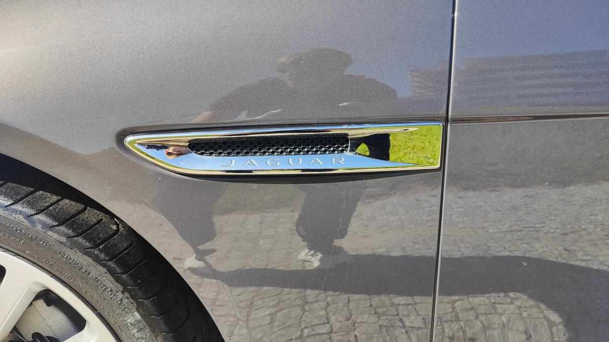 jaguar-xf-20d-2016-diesel-1999cc