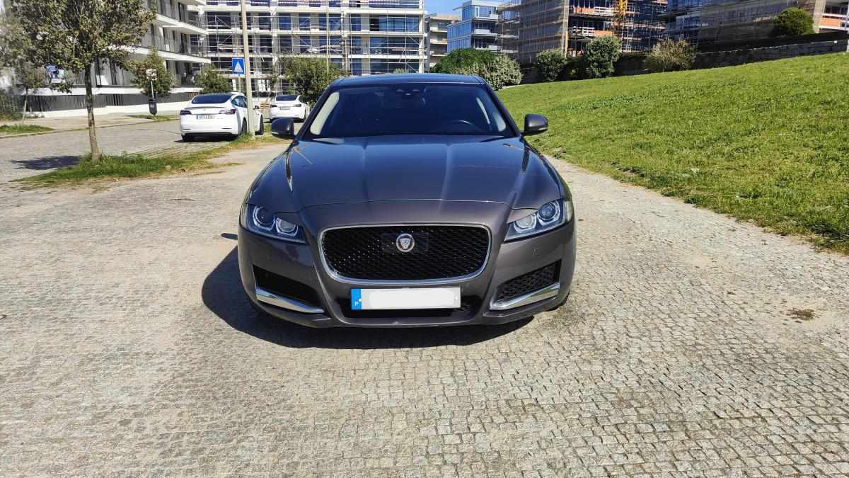 jaguar-xf-20d-2016-diesel-1999cc