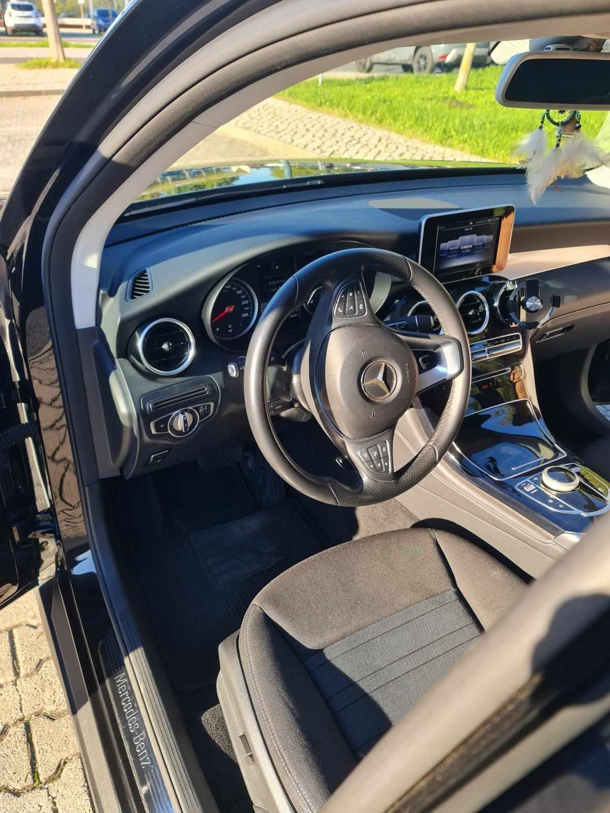 mercedes-benz-glc-220-d-4matic-2018-diesel-2147cc