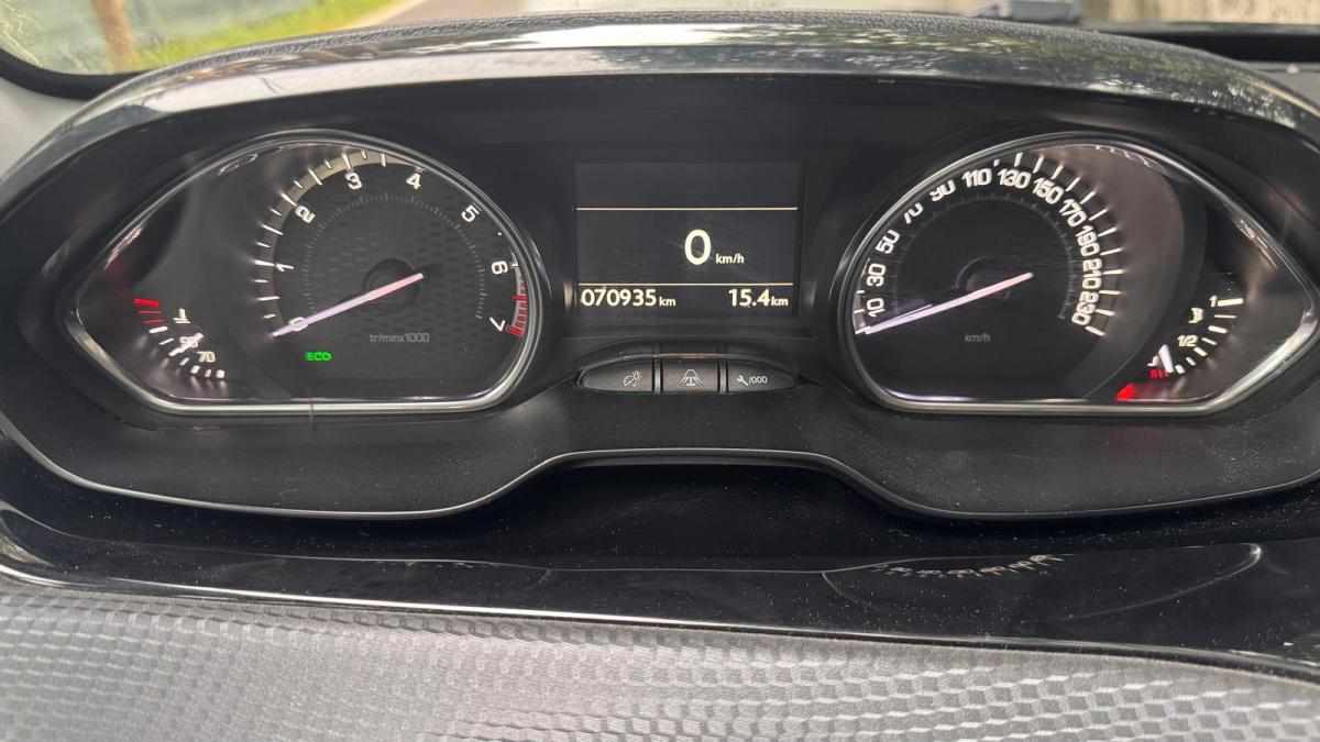 peugeot-2008-1-2-puretech-2018-gasolina-1199cc