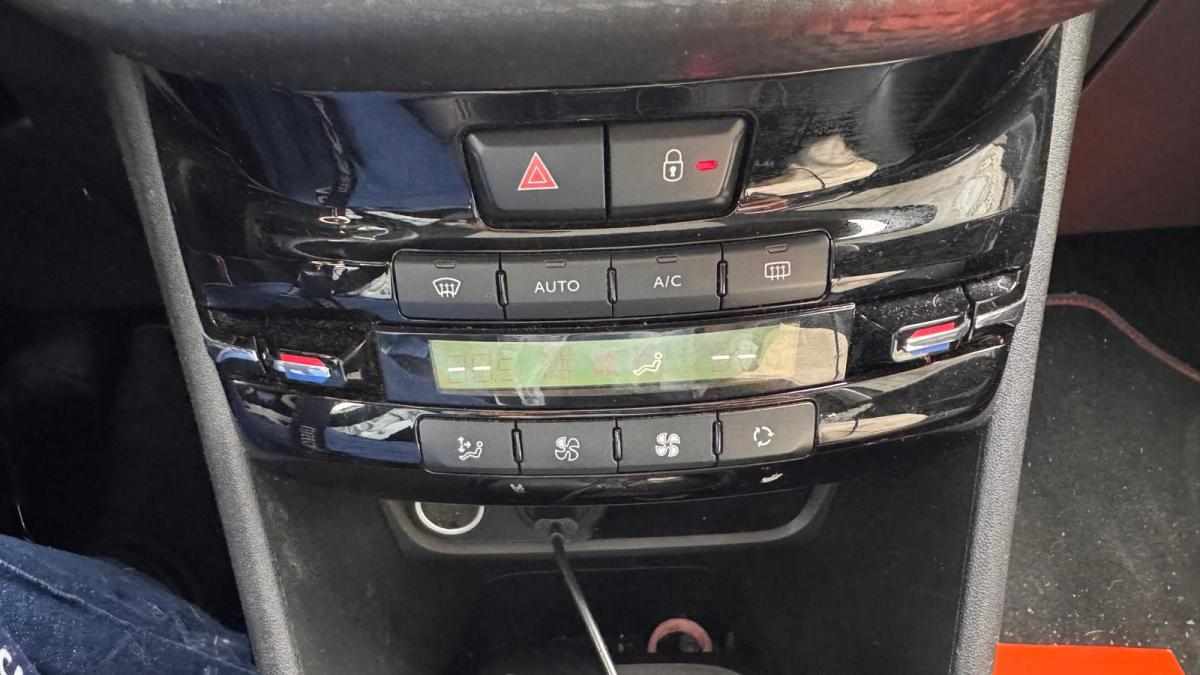peugeot-2008-1-2-puretech-2018-gasolina-1199cc