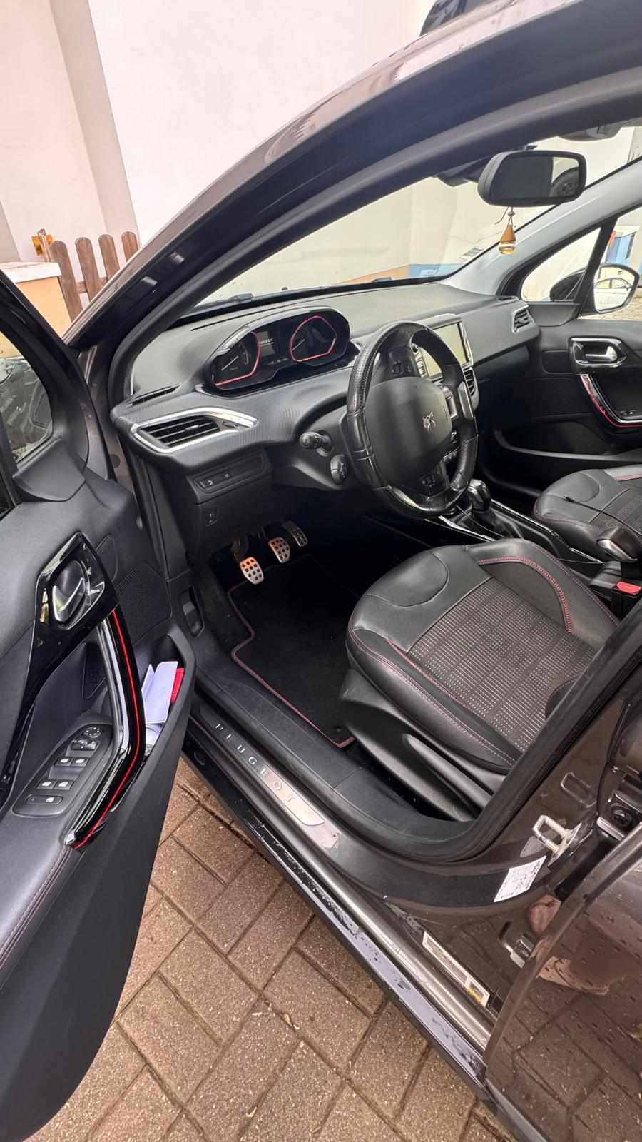 peugeot-2008-1-2-puretech-2018-gasolina-1199cc