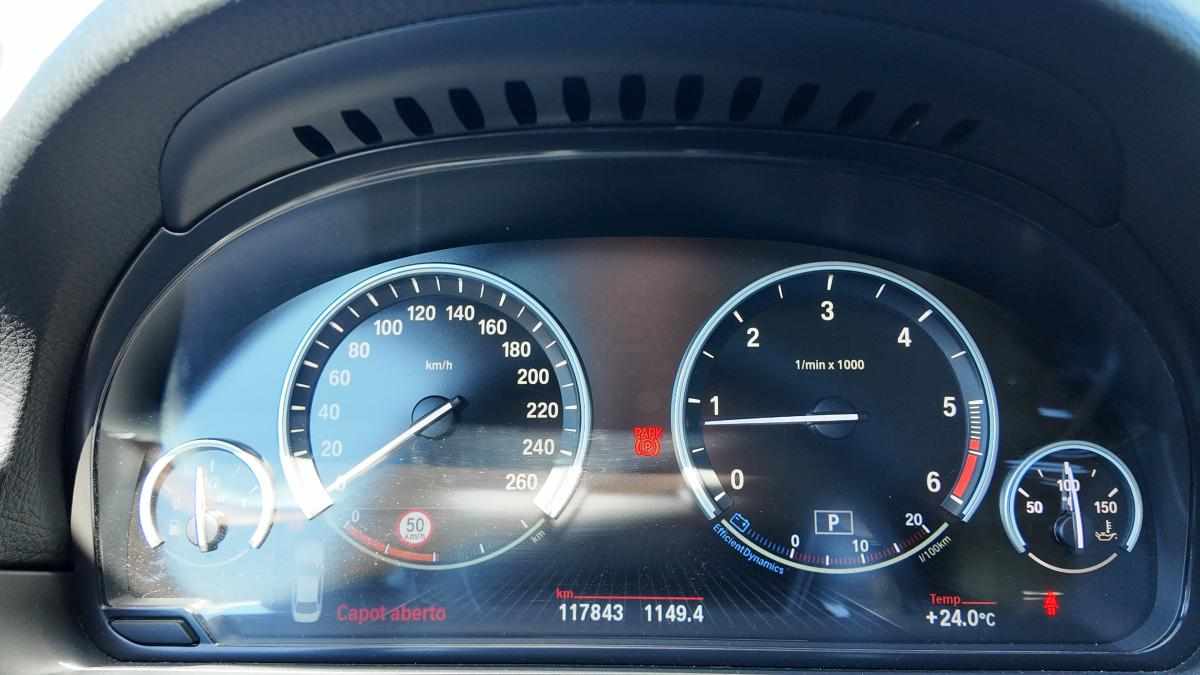 bmw-serie-5-520d-2014-diesel-1995cc