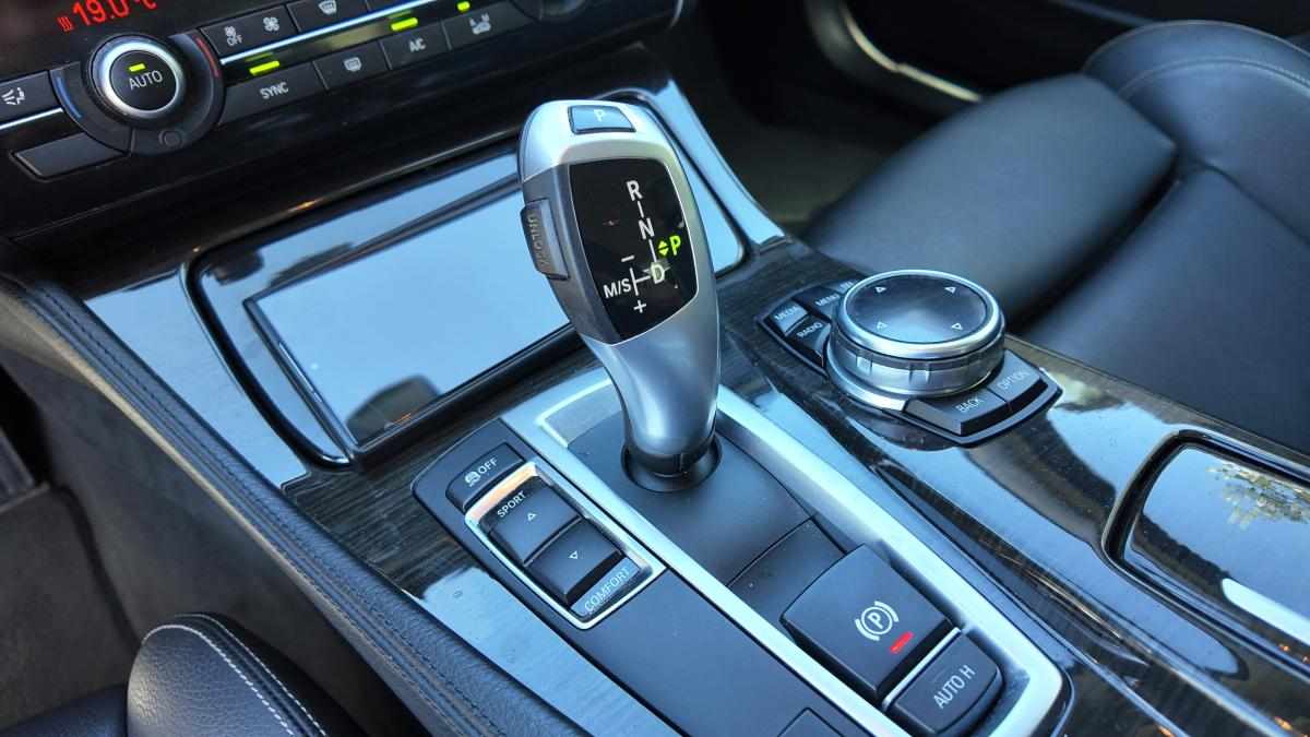 bmw-serie-5-520d-2014-diesel-1995cc