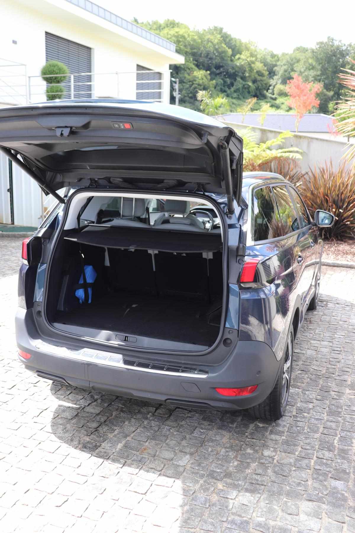 peugeot-5008-1-6-bluehdi-2017-diesel-1560cc