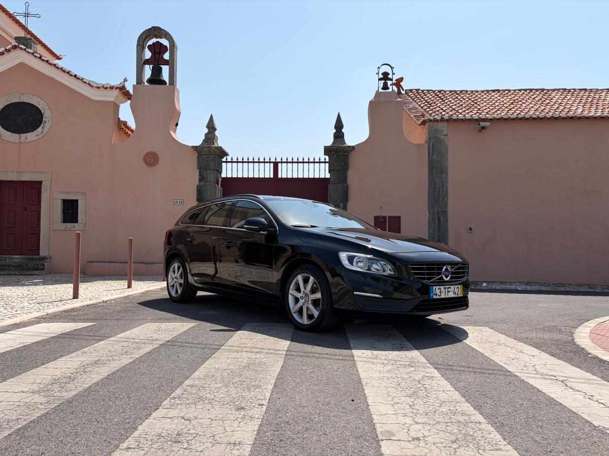 volvo-v60-d2-2017-diesel-1969cc