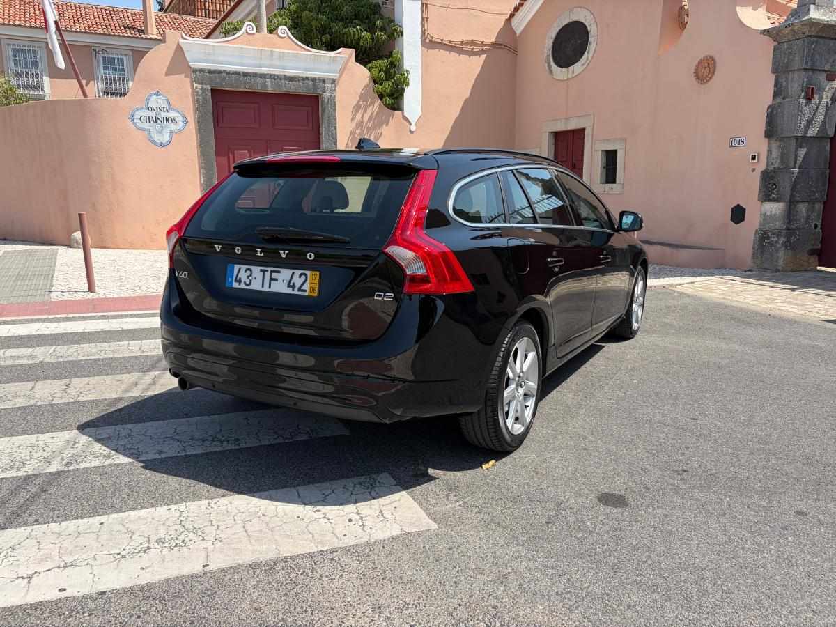 volvo-v60-d2-2017-diesel-1969cc