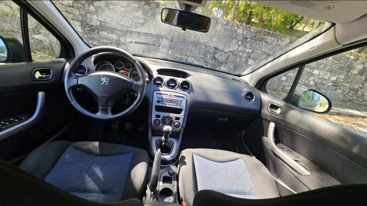 peugeot-308-1-6-hdi-fap-2011-diesel-1560cc