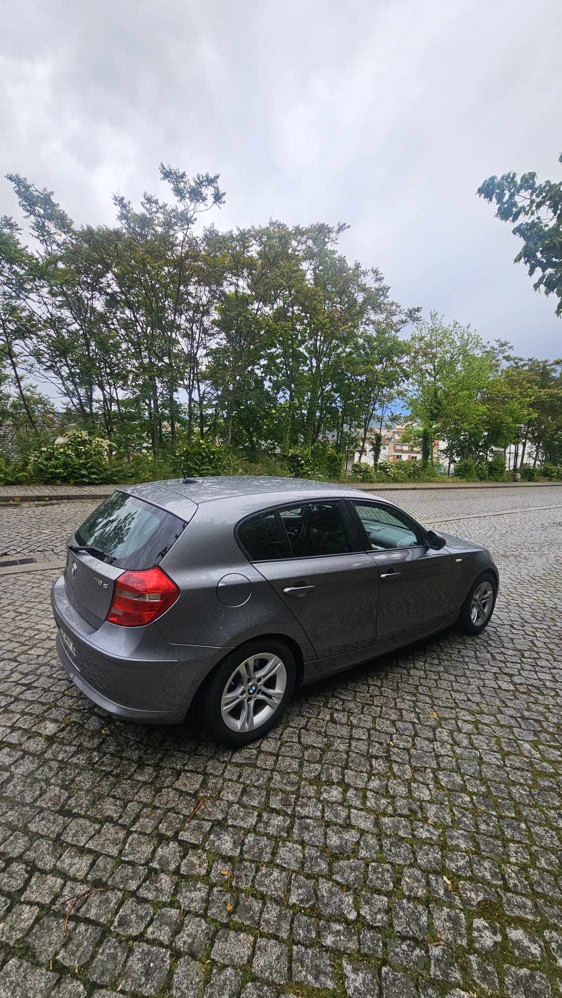 bmw-serie-1-118d-2010-diesel-1995cc