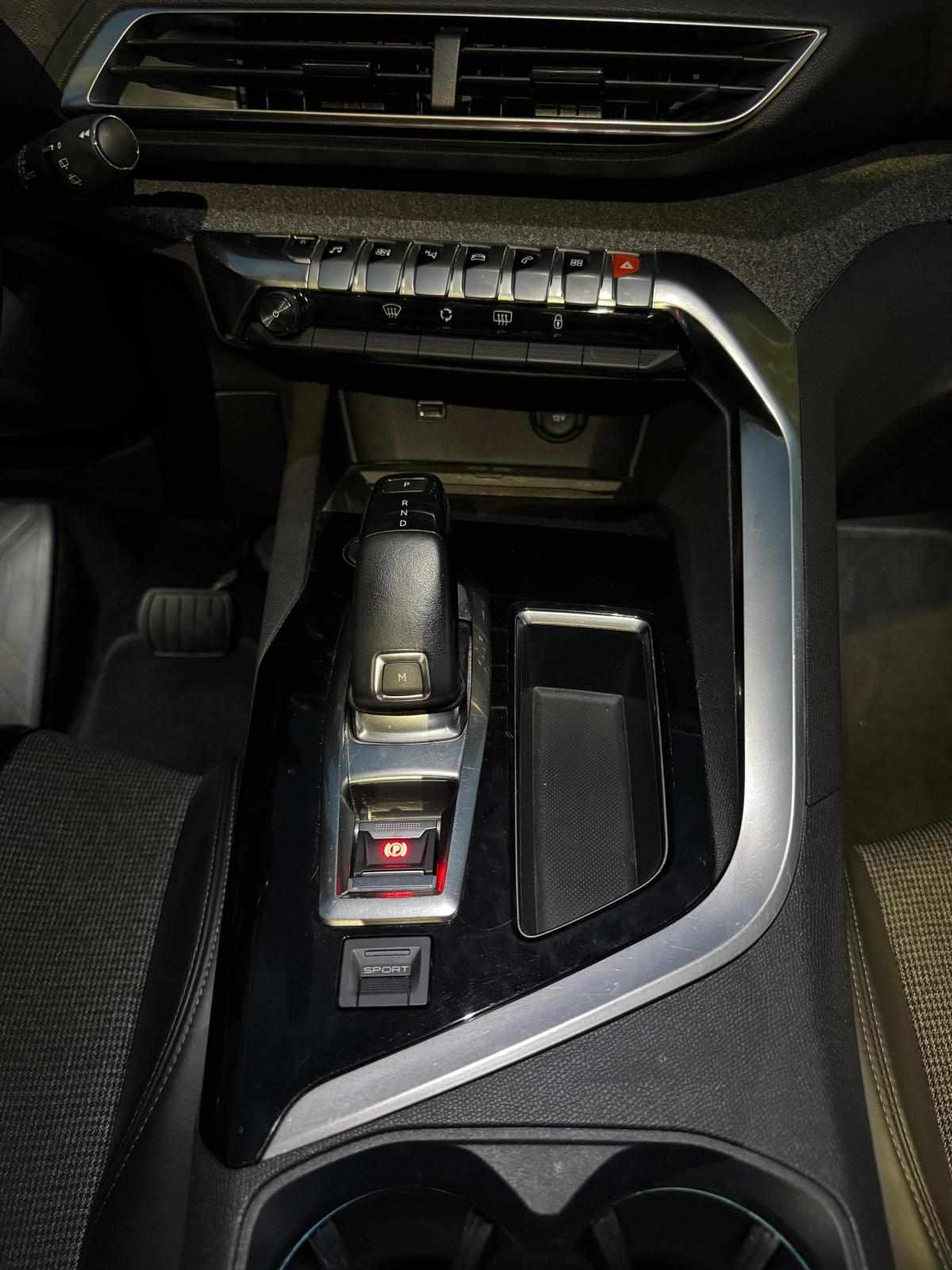 peugeot-3008-1-2-puretech-2018-gasolina-1199cc