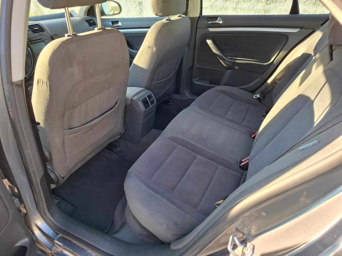 volkswagen-jetta-1-9-105cv-2005-diesel-1896cc