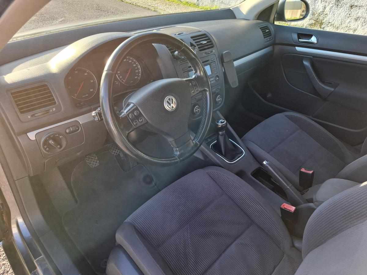 volkswagen-jetta-1-9-105cv-2005-diesel-1896cc