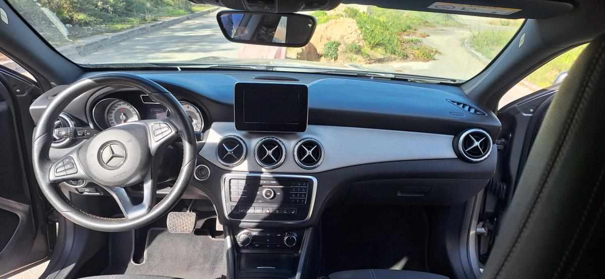 mercedes-benz-gla-200-cdi-4matic-2016-diesel-2143cc