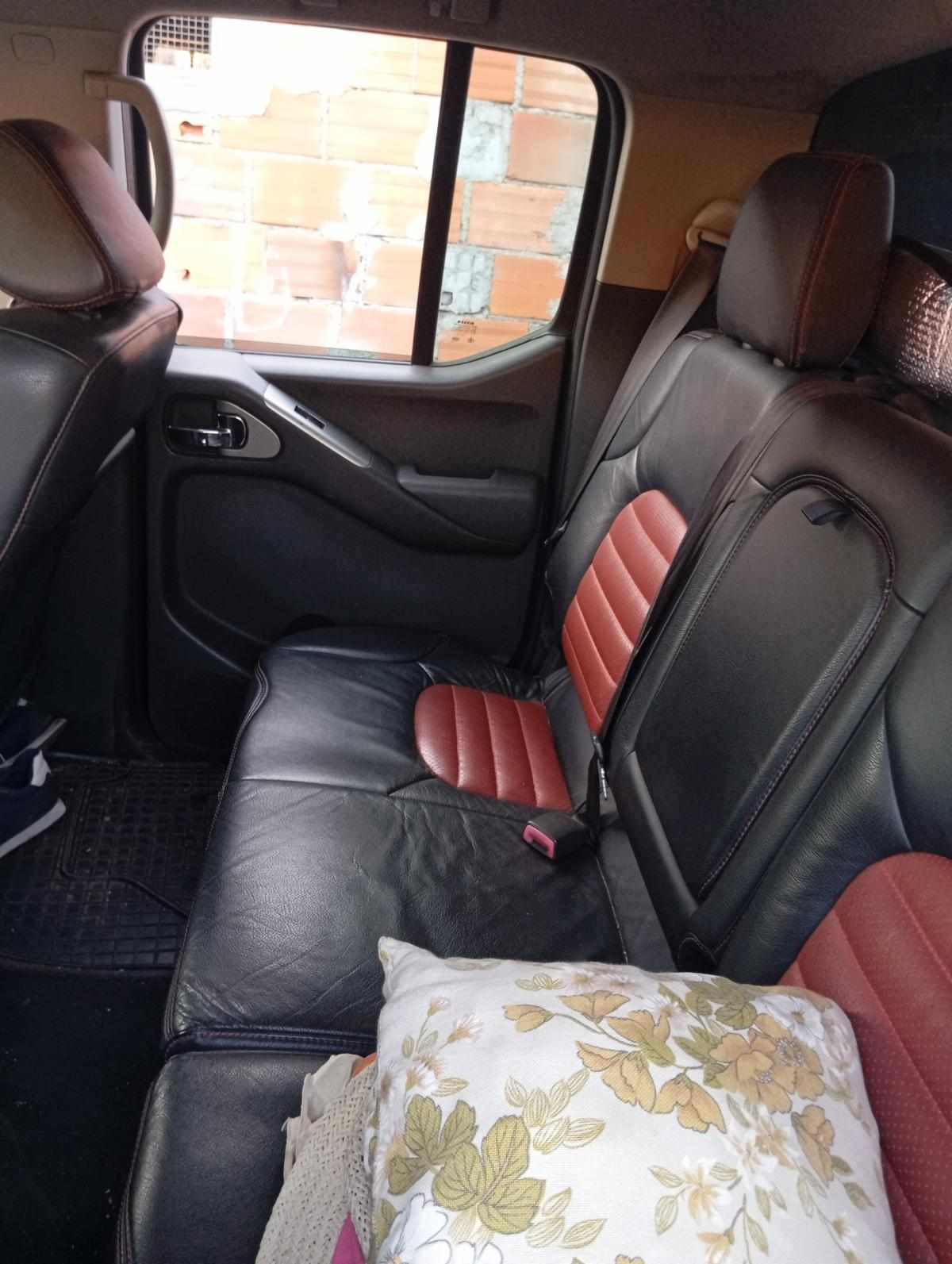 nissan-navara-2-5-dci-awd-2007-diesel-2488cc