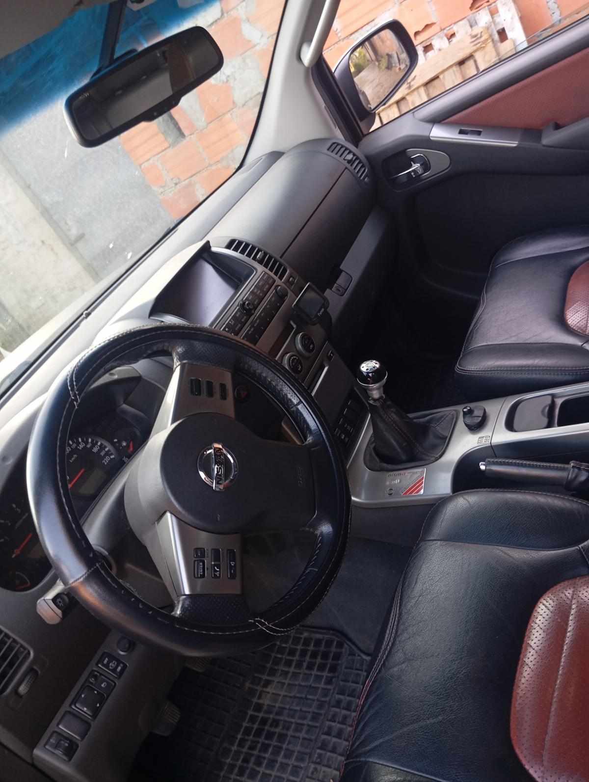 nissan-navara-2-5-dci-awd-2007-diesel-2488cc