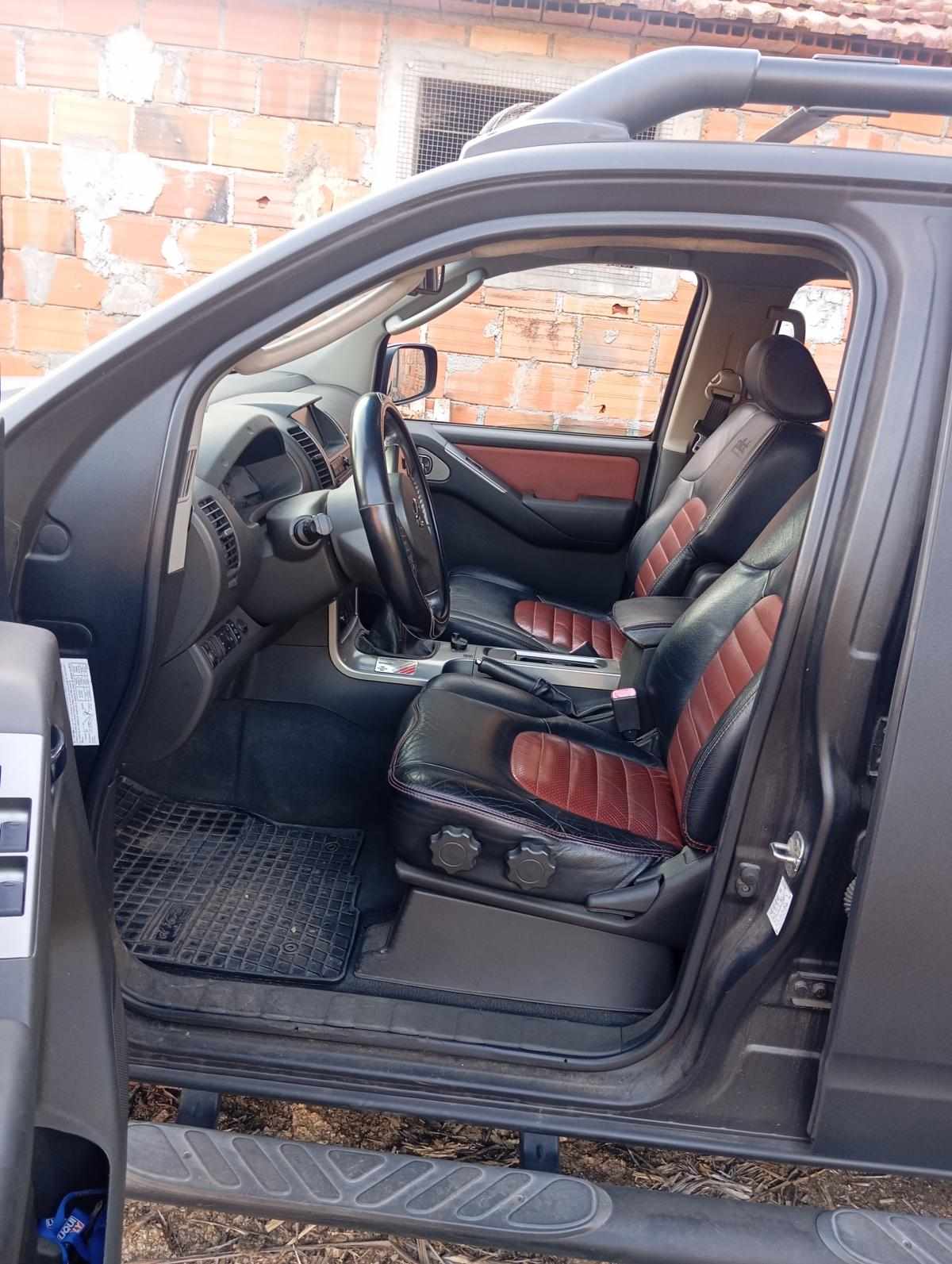 nissan-navara-2-5-dci-awd-2007-diesel-2488cc