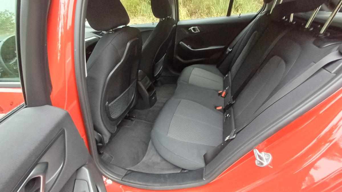 bmw-serie-1-118i-2022-gasolina-1499cc