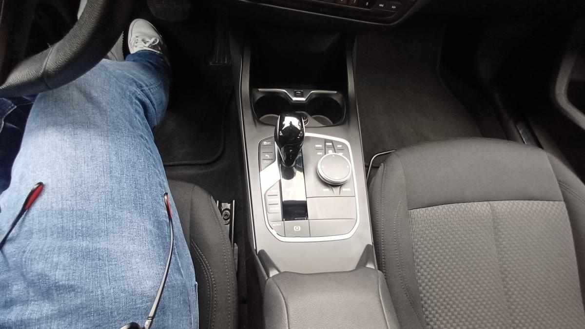 bmw-serie-1-118i-2022-gasolina-1499cc