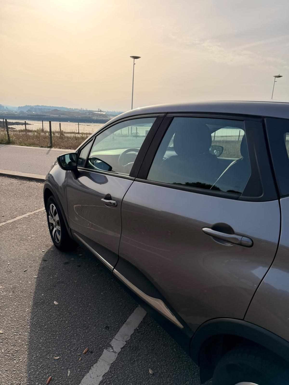 renault-captur-0-9-tce-2017-gasolina-898cc
