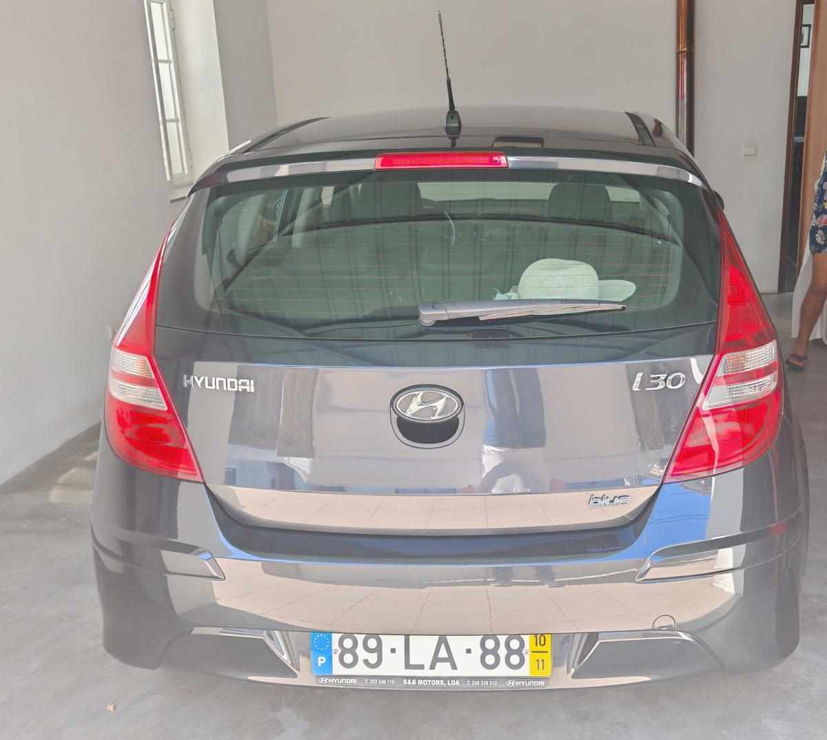 hyundai-i30-1-6-crdi-2010-diesel-1582cc