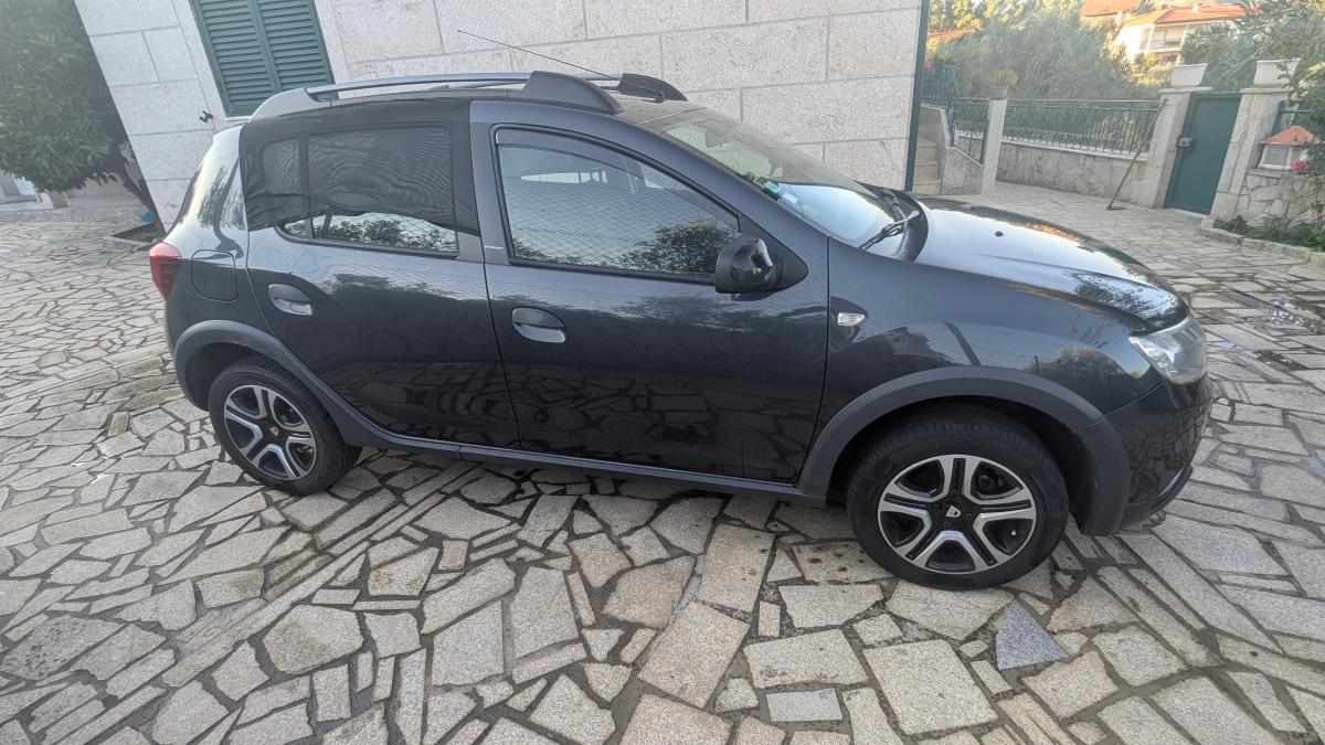 dacia-sandero-0-9-tce-2018-gasolina-898cc