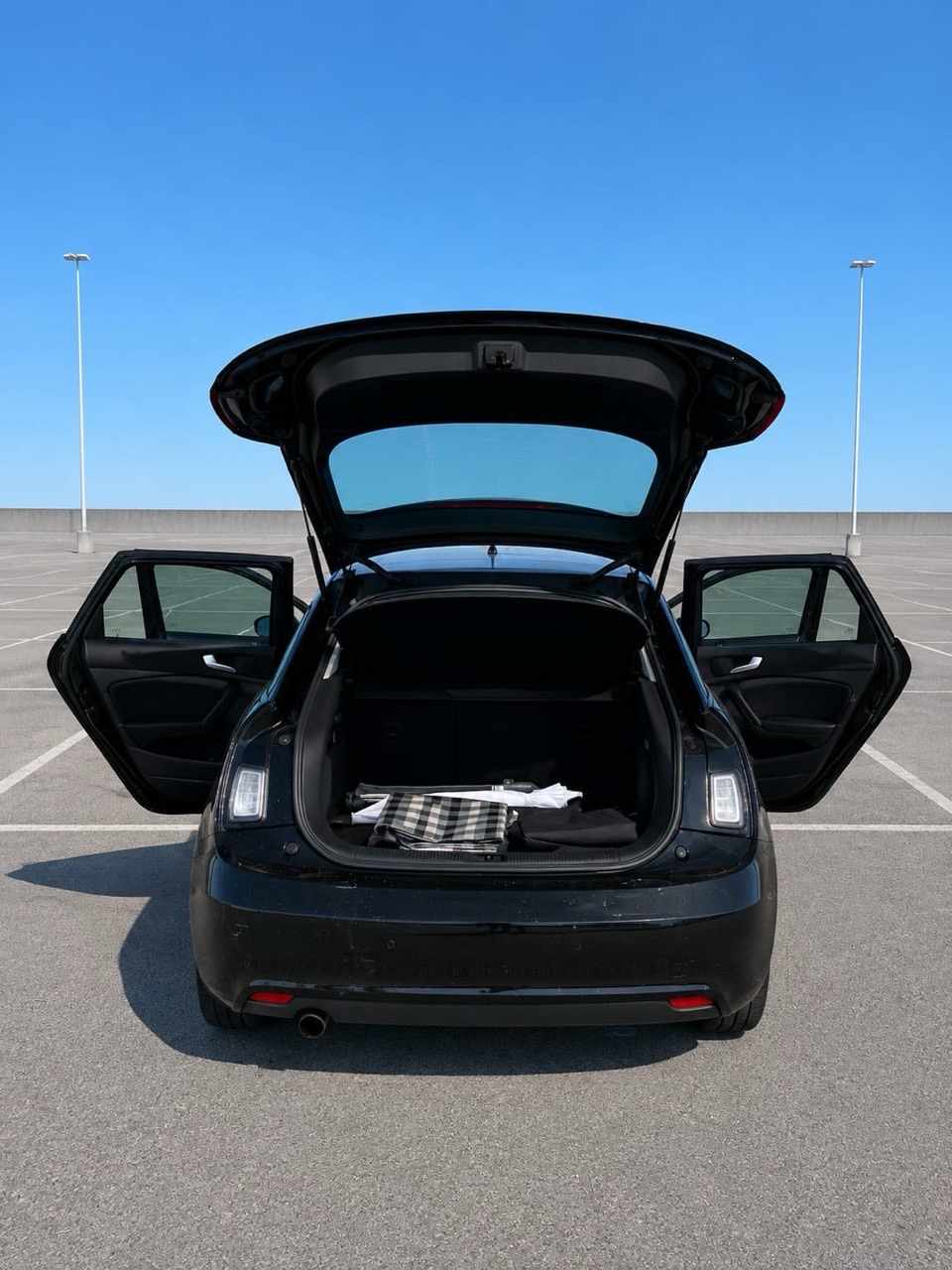 audi-a1-1-6-tdi-2012-diesel-1598cc