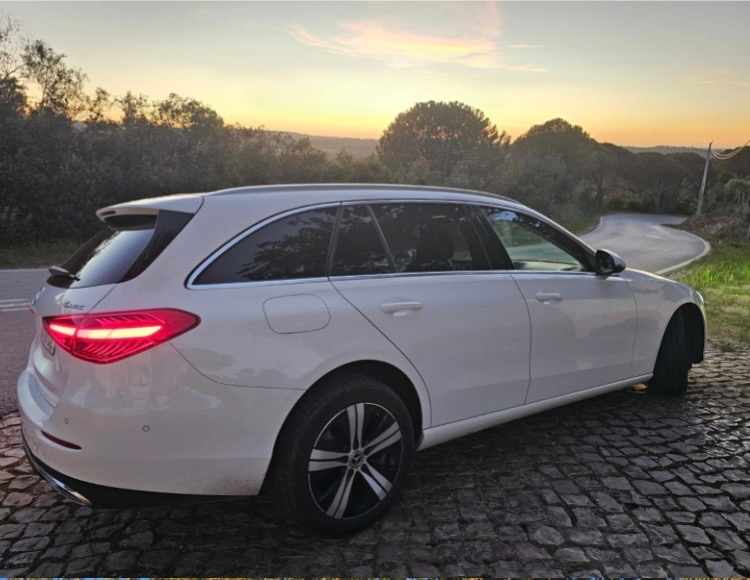mercedes-benz-classe-c-c-300-de-4matic-2023-hibrido-plug-in-1993cc