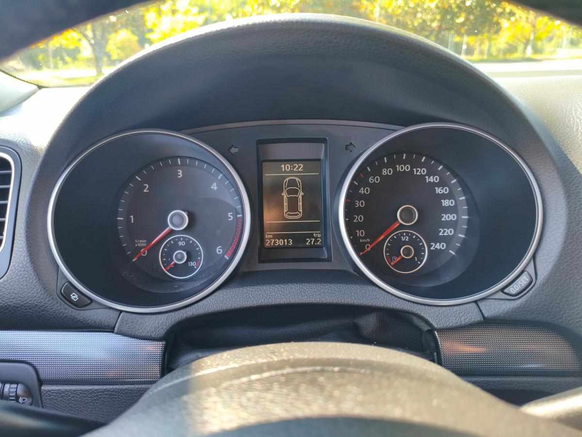 volkswagen-golf-1-6-tdi-bluemotion-2012-diesel-1598cc