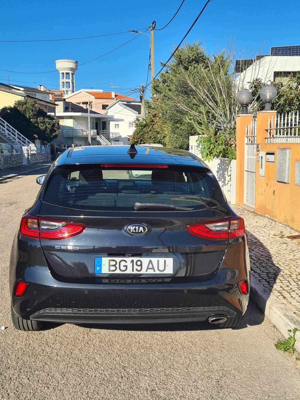 kia-ceed-s-coupe-1-6-115cv-2019-diesel-1600cc
