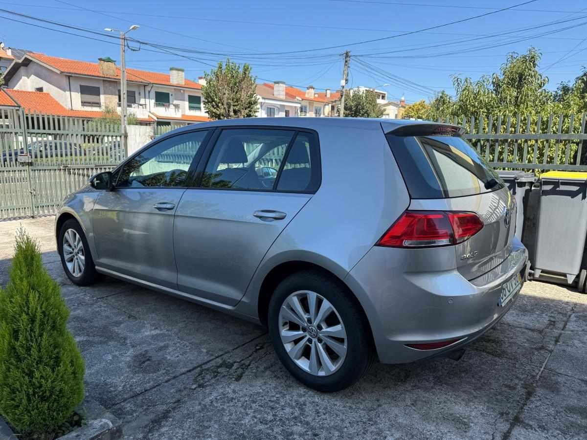 volkswagen-golf-1-6-tdi-bluemotion-2014-diesel-1598cc