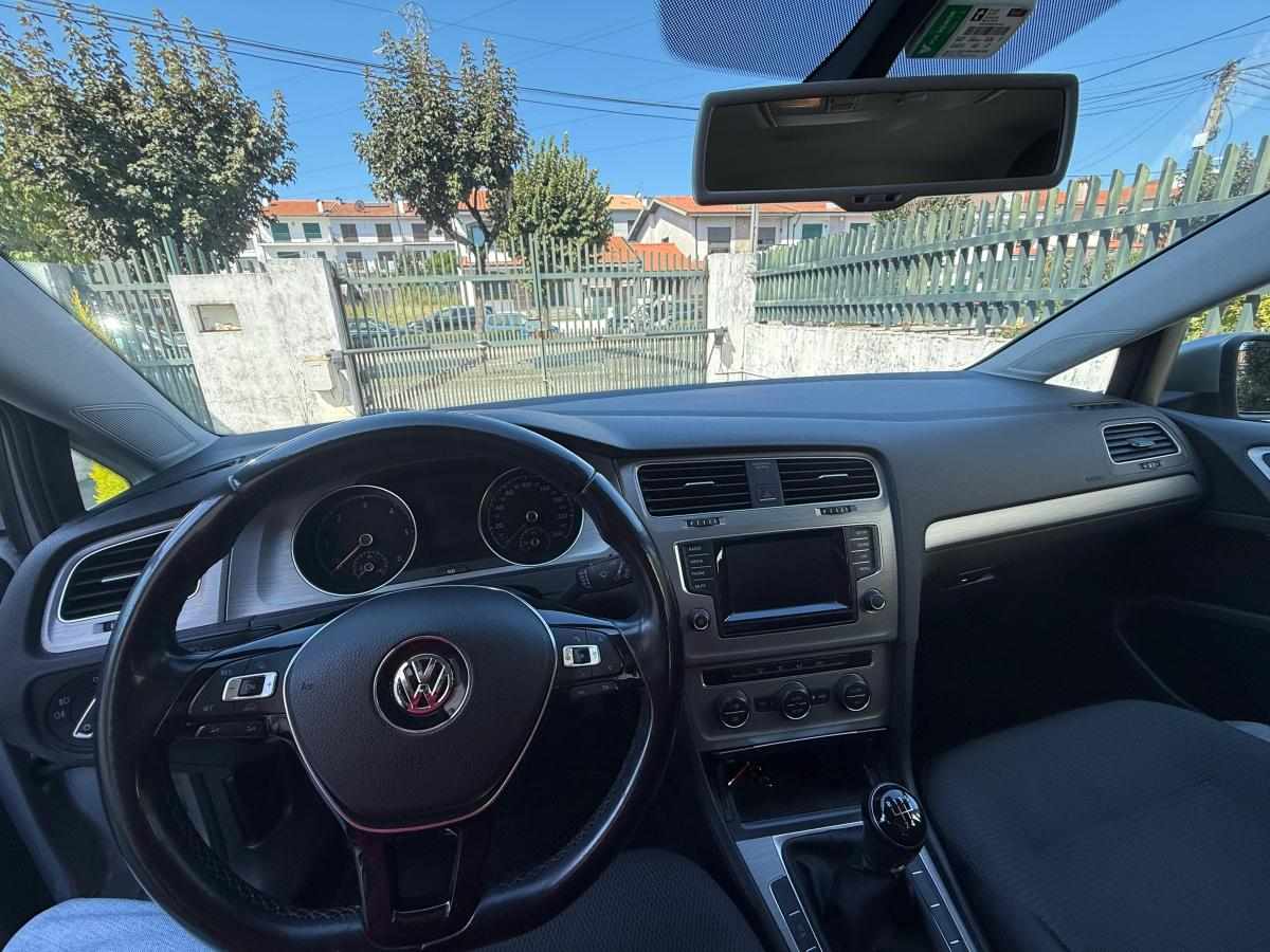 volkswagen-golf-1-6-tdi-bluemotion-2014-diesel-1598cc