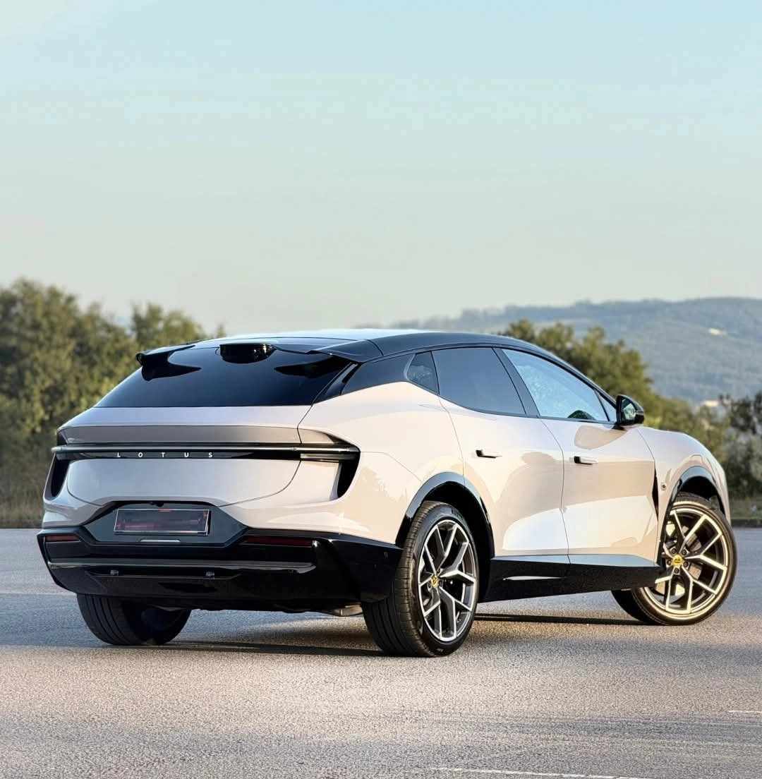 lotus-eletre-1-geracao-2024-eletrico