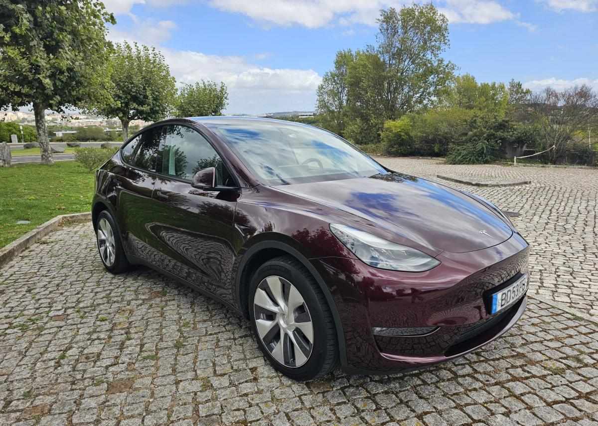 tesla-model-y-long-range-awd-2023-eletrico