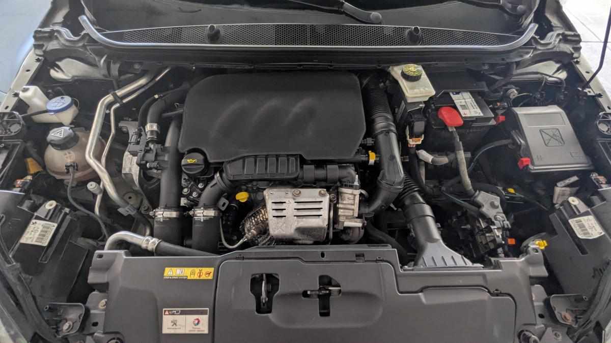peugeot-308-1-2-e-thp-2015-gasolina-1198cc