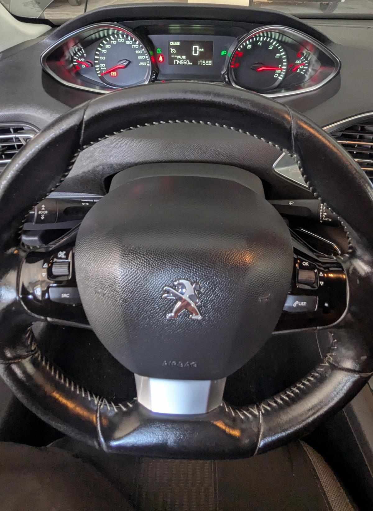 peugeot-308-1-2-e-thp-2015-gasolina-1198cc