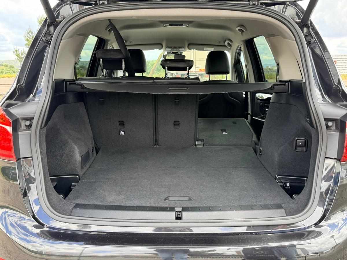 bmw-serie-2-216d-2019-diesel-1496cc
