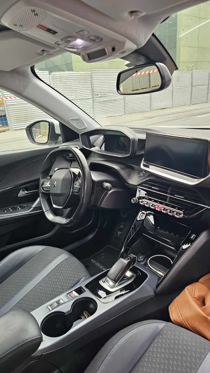 peugeot-2008-e-2008-2020-eletrico