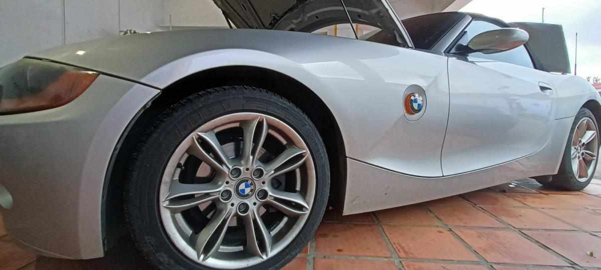 bmw-z4-2-5i-2004-gasolina-2494cc