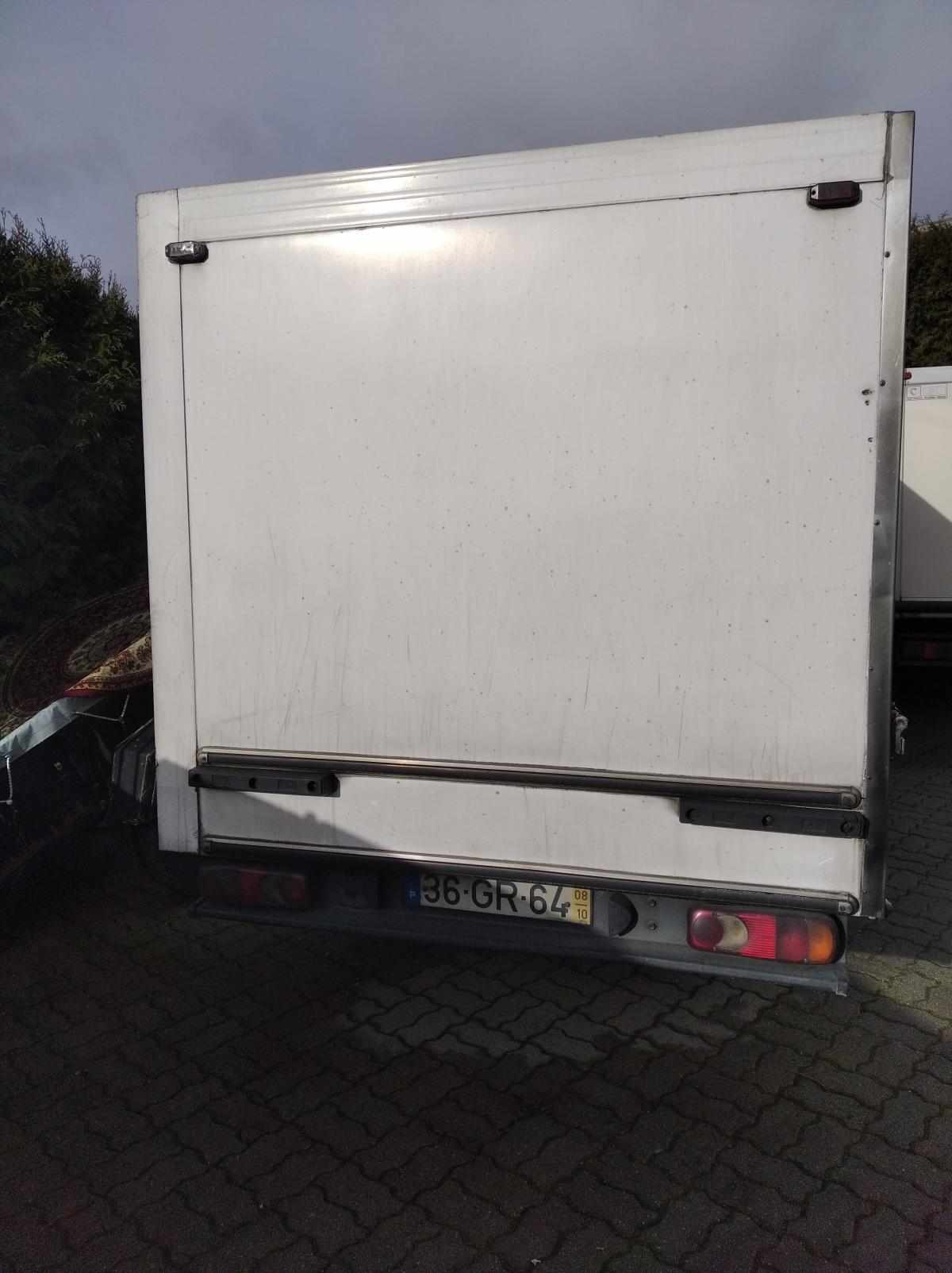 nissan-cabstar-2-5-131cv-2008-diesel-2488cc