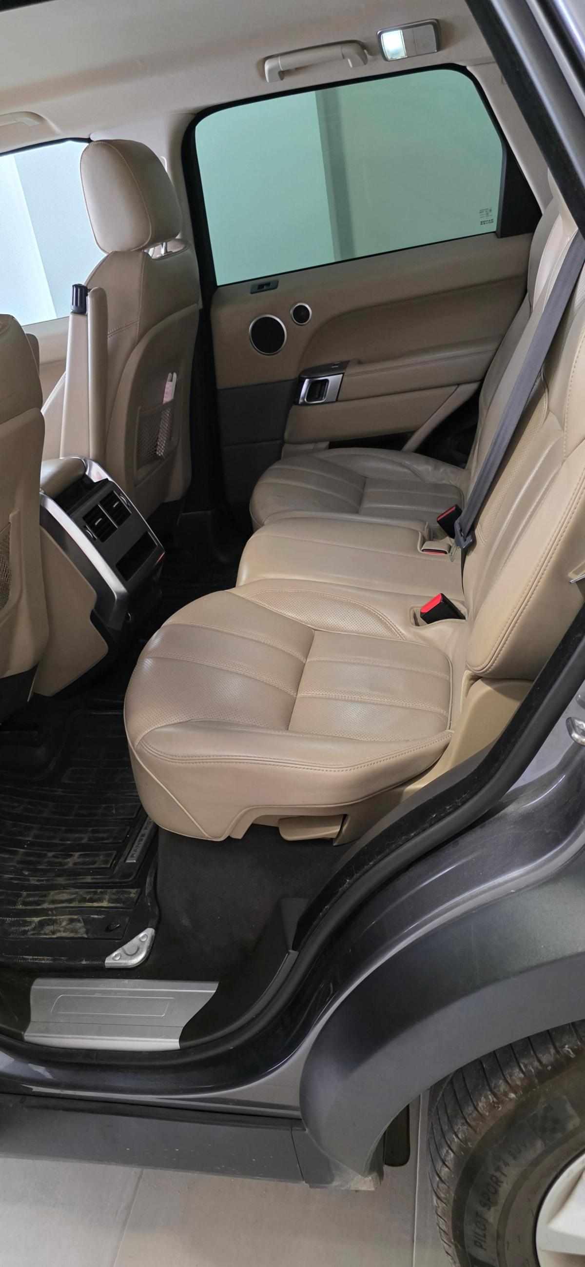 land-rover-range-rover-sport-3-0-tdv6-awd-2015-diesel-2993cc