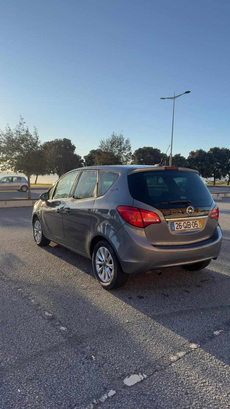 opel-meriva-1-2-95cv-2015-diesel-1248cc